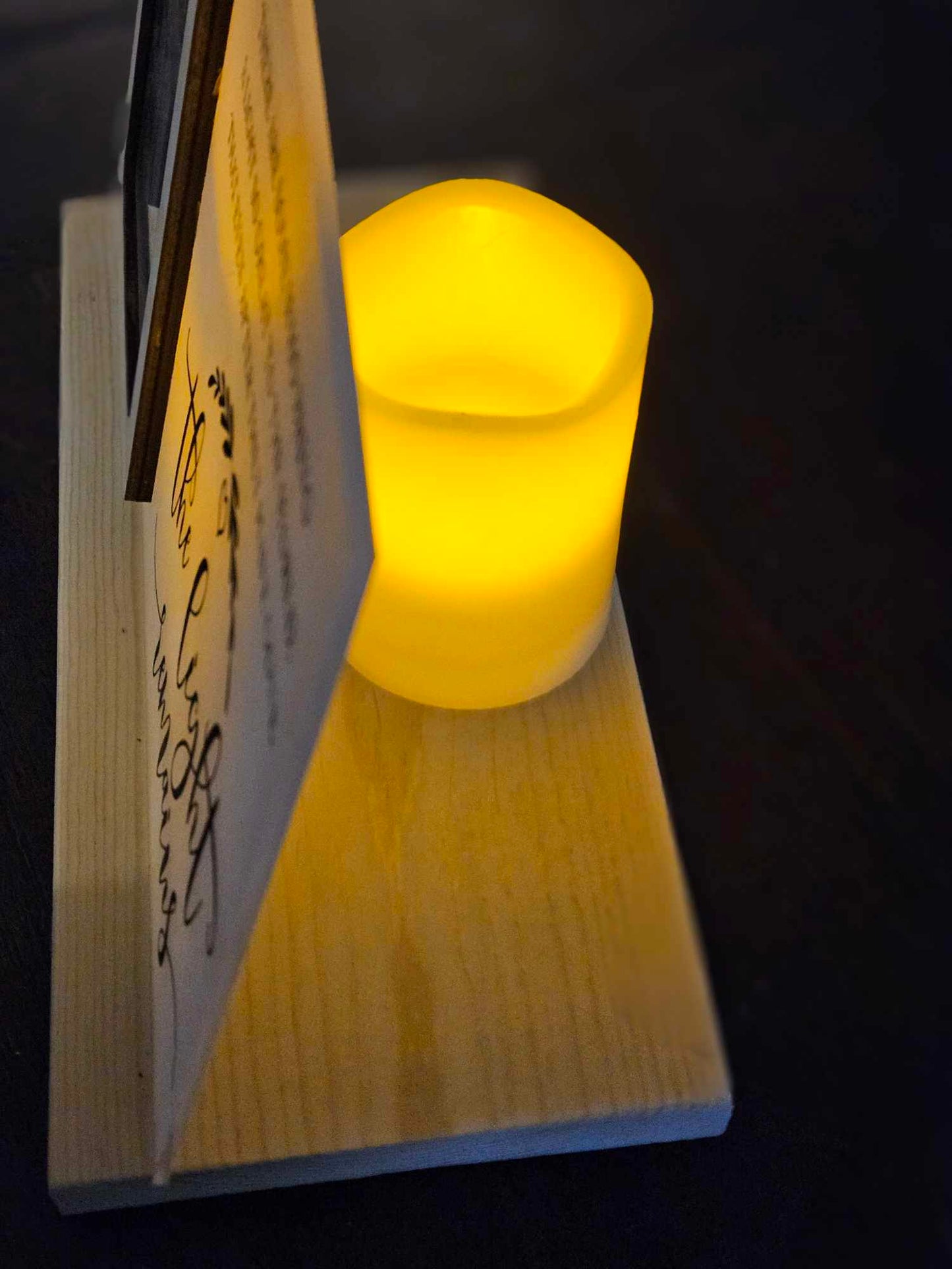 Memorial photo frame with poem/verse